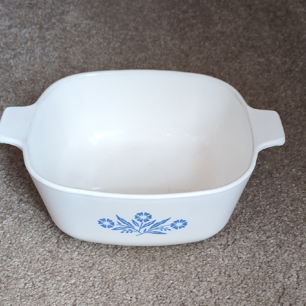 Vintage Corning Blue Cornflower Casserole Dish